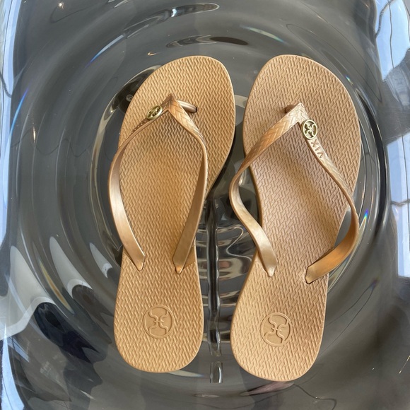 Vix new flip flops - Picture 3 of 5